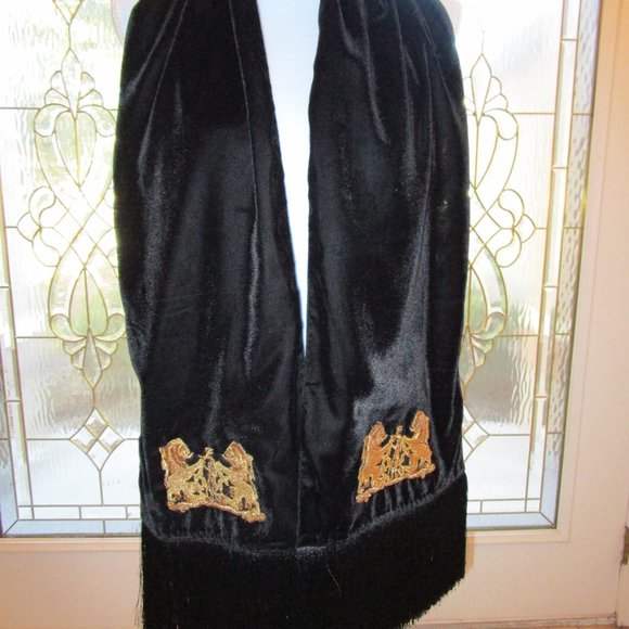 COPY - CLEVER CARRIAGE Velvet and Silk Fringe Wrap - Picture 2 of 3
